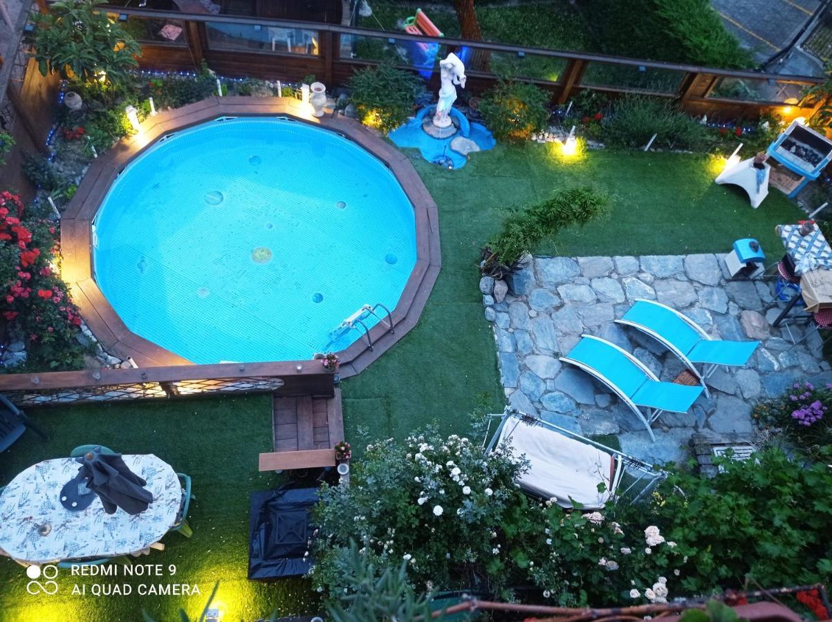 Comfortable Apartment With Panoramic View 65 M² Shared Pool Challand Saint Victor Exteriér fotografie