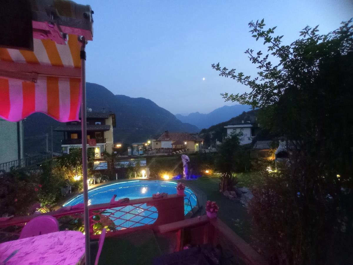 Comfortable Apartment With Panoramic View 65 M² Shared Pool Challand Saint Victor Exteriér fotografie